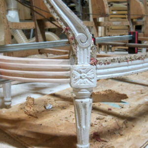 restauration banquette Louis XVI mobilier ancien